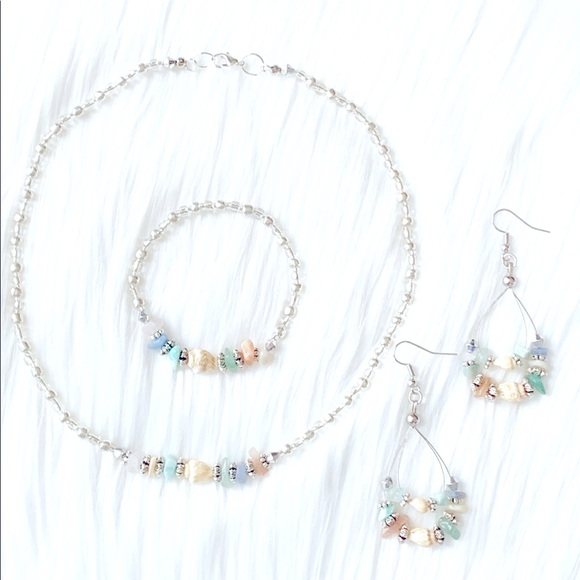 Hawaiian Momi Shell And Glass Uneven Bead Necklace Bracelet And Earrings Set - Picture 1 of 7